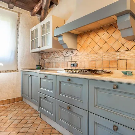 Licia San Pietro וילה קסטיאדס